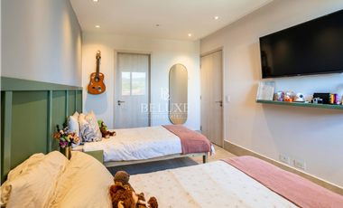 VENTA DE APARTAMENTO AMOBLADO EN  PH OCEAN HOUSE, SANTA MARIA (1)