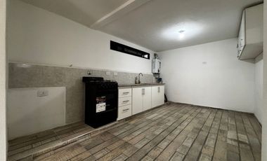 Alquiler Ph al frente dos dormitorios en suite Patio y pileta climatizada Beccar San Isidro