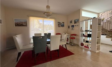 ALQUILER DE CASA EN CLAYTON - PH EMBASSY GARDEN