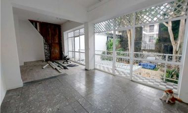 ALQUILER OFICINA REMODELADAS EN CASCO VIEJO EN CENTRO CULTURAL