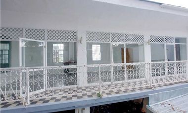 ALQUILER OFICINA REMODELADAS EN CASCO VIEJO EN CENTRO CULTURAL