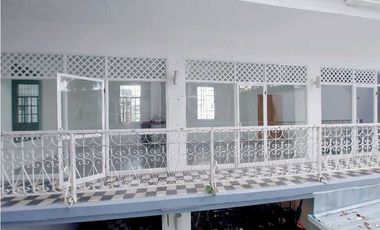 ALQUILER OFICINA REMODELADAS EN CASCO VIEJO EN CENTRO CULTURAL