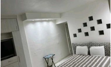 CASA DUPLEX EN ALBROOK CON MUEBLES O SOLO LINEA BLANCA  495M2