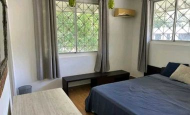 CASA DUPLEX EN ALBROOK CON MUEBLES O SOLO LINEA BLANCA  495M2