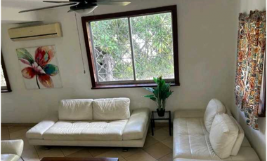 CASA DUPLEX EN ALBROOK CON MUEBLES O SOLO LINEA BLANCA  495M2