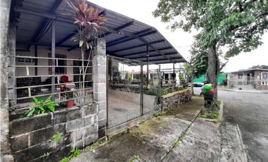 VENDO CASA EN ARRAIJAN VISTA ALEGRE URBANIZACIÓN ALTOS DE CACERES