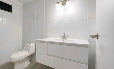 CASA EN ALQUILER EN SAN FRANCISCO USO COMERCIAL 300M2 super céntrico