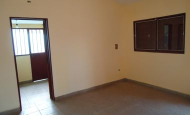 VILLA ADELA, DEPARTAMENTO EXTERNO.-