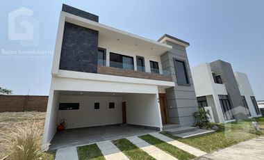 Casa en venta en Punta Tiburon