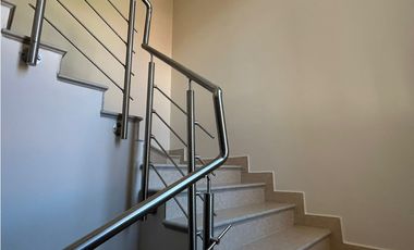 VENDO CASA JUAN DIAZ