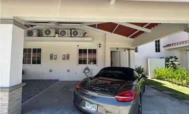 VENDO CASA JUAN DIAZ