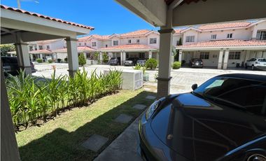 VENDO CASA JUAN DIAZ