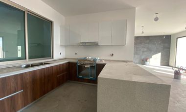 Casa en Fraccionamiento Burgos Bugambilias