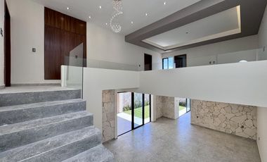 Casa en Venta Residencial Las Palmas