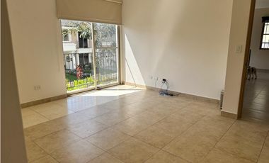 ALQUILER CASA CLAYTON