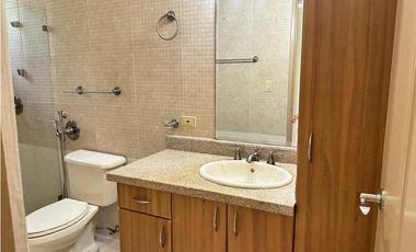 ALQUILER CASA CLAYTON