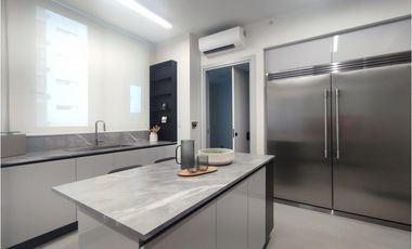 The Ivy Santa María