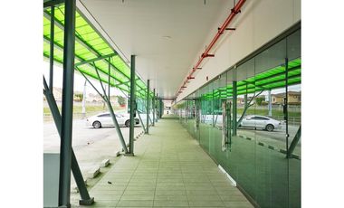 Se Vende Local Comercial en Condado del Rey