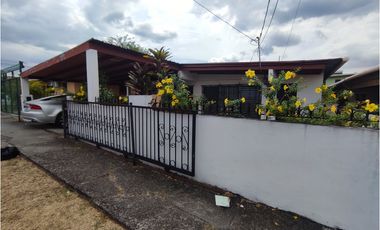 Se Vende Casa en Villa Cáceres