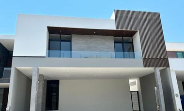 Casa en venta en Los Cristales, Monterrey