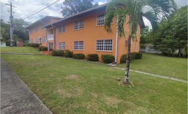 Edificio en Clayton