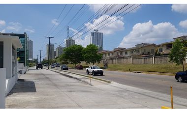 Se Vende Local en Condado Mall