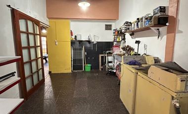 CASA 5 AMBIENTES CON PILETA CLIMATIZADA APTO CREDITO.