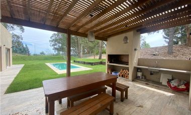 CASA EN VENTA EN COSTA ESMERALDA - ECUESTRE 250