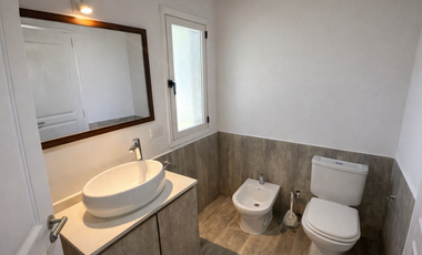 CASA EN VENTA EN COSTA ESMERALDA - ECUESTRE 250