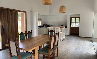 CASA EN VENTA EN COSTA ESMERALDA - ECUESTRE 250