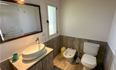 CASA EN VENTA EN COSTA ESMERALDA - ECUESTRE 250