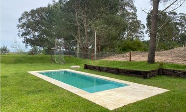 CASA EN VENTA EN COSTA ESMERALDA - ECUESTRE 250