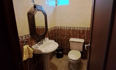 Casa en Fraccionamiento España, Aguascalientes.