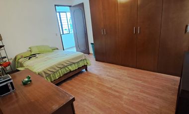 Casa en Fraccionamiento España, Aguascalientes.