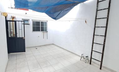 Casa en Fraccionamiento España, Aguascalientes.