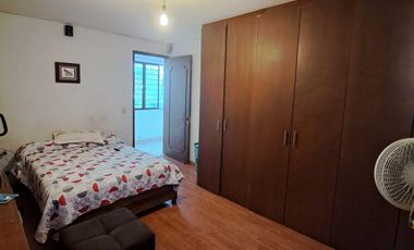 Casa en Fraccionamiento España, Aguascalientes.