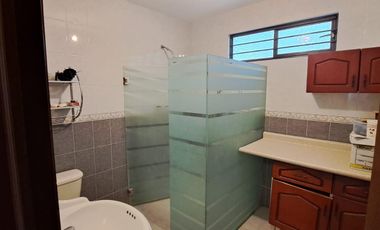 Casa en Fraccionamiento España, Aguascalientes.