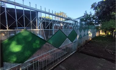 CASA EN ESQUINA ZONA SANTA CATALINA Y SANTA CRUZ