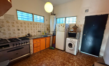 ALQUILER CASA TRES AMBIENTES COCHERA Y PATIO SAN MIGUEL