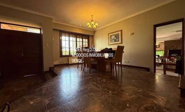 Colinas de Peralta Ramos Chalet 5 ambientes s/2 lotes
