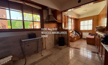 Colinas de Peralta Ramos Chalet 5 ambientes s/2 lotes