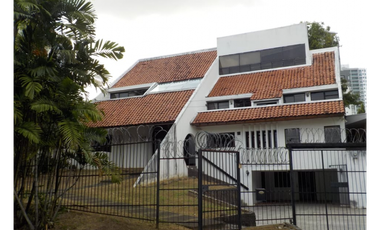 VENDO CASA SAN FRANCISCO