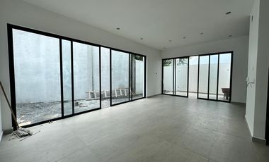 Casa en  Venta en Pedregal de la Montaña