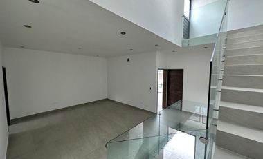 Casa en  Venta en Pedregal de la Montaña