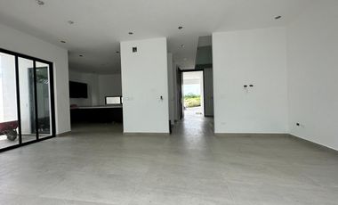 Casa en  Venta en Pedregal de la Montaña