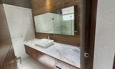 Casa en  Venta Altozano Fraccionamiento privado con Caseta de Vigilancia