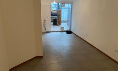 Alquiler | Monoambiente | Suipacha 700