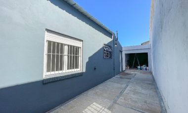 Venta Casa 2amb con garaje y patio Apto Credito