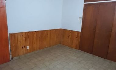 ALQUILER  DPTO CALLE CONSTITUCIONN  ENTRE PRINGLES Y BELGRANO , SAN LUIS.