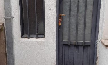 ALQUILER  DPTO CALLE CONSTITUCIONN  ENTRE PRINGLES Y BELGRANO , SAN LUIS.